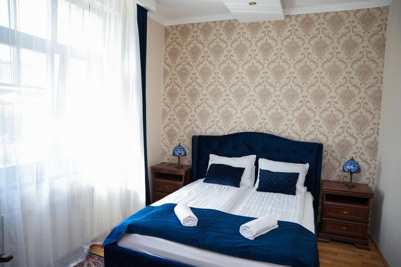Varkert Deluxe Apartmanhaz Miskolc Exterior foto