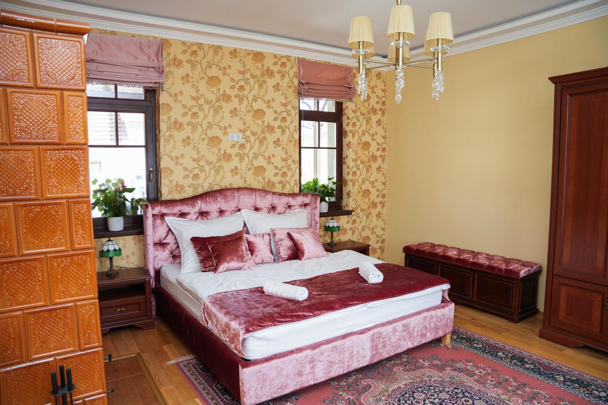 Varkert Deluxe Apartmanhaz Miskolc Exterior foto